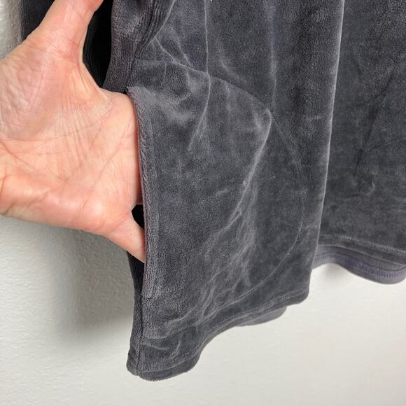 Quacker Factory XL Gray‎ Velour Bling Embellished Keyhole Long Sleeve Tunic - Picture 6 of 8